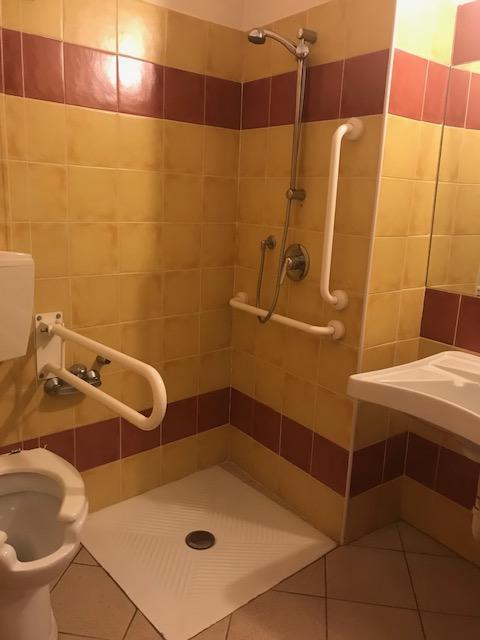 Albergo E Ostello Della Gioventu Biella Centro Storico Екстериор снимка