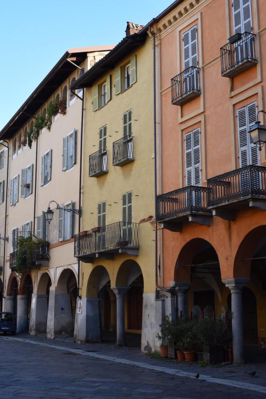Albergo E Ostello Della Gioventu Biella Centro Storico Екстериор снимка